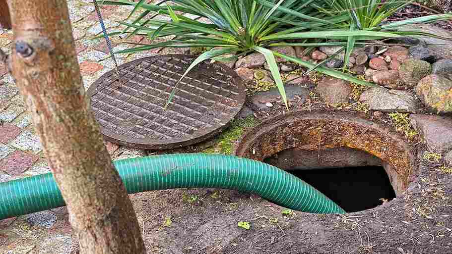How To Drain Septic Tank?
