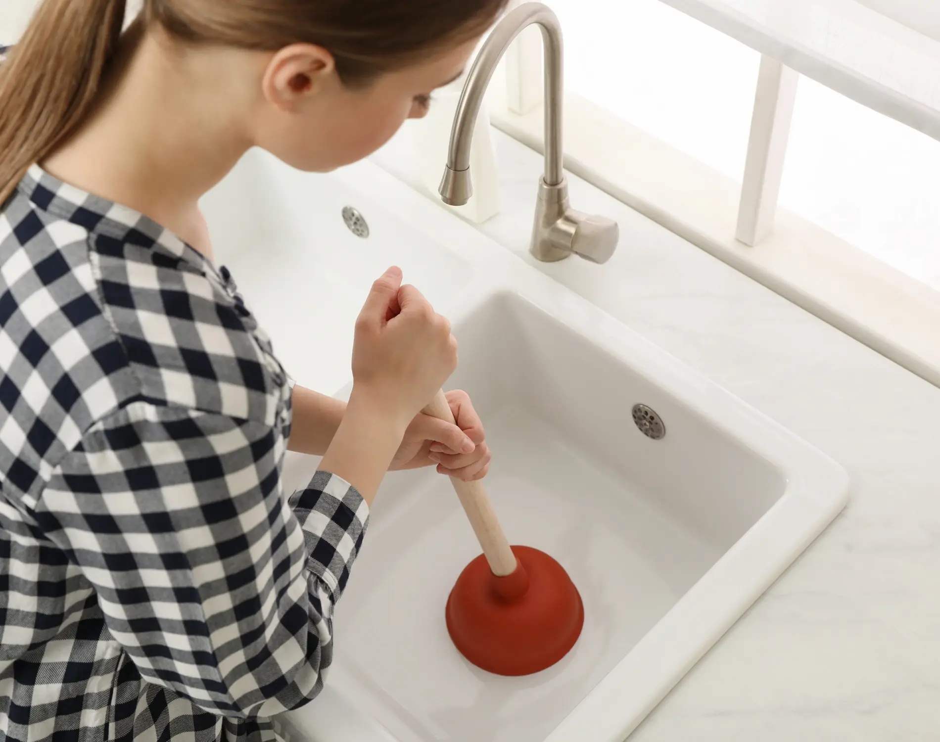 How to unclog bathroom sink